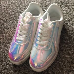 Forever Link Holographic Sneakers 7.5M